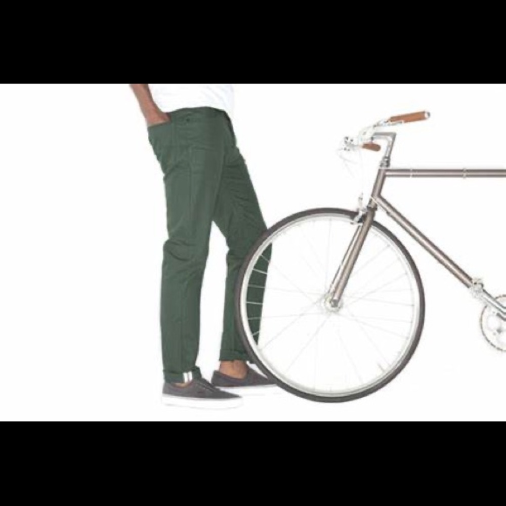 Levi’s 511 slim fit hybrid trousers “Commuter Pro” 32